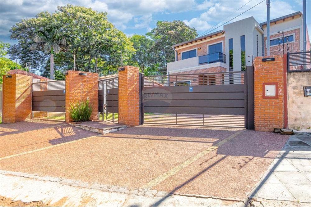 Casa - Venta - Paraguay Central Villa Elisa, foto 2