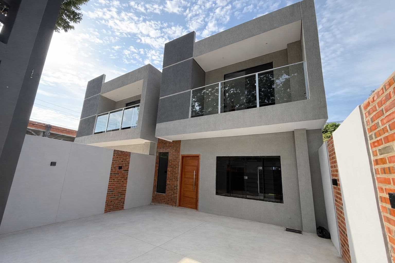 Vendo duplex a estrenar en fdo de la mora zona norte