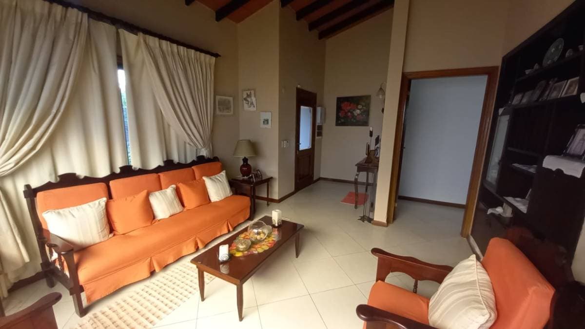 En venta casa en sajonia, foto 3