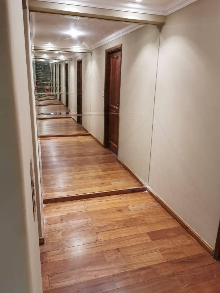 Amplio departamento de 3 dorm con área de servicio - edificio karimi, foto 4