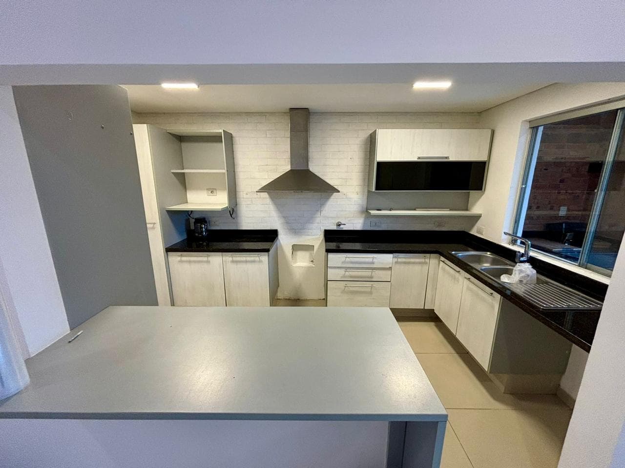 Duplex Barrio Miraflores, zona Stma.Trinidad, foto 5