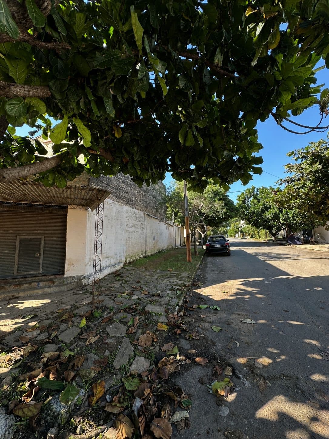 En venta terreno en esquina en Fernando de la Mora límite con Asunción