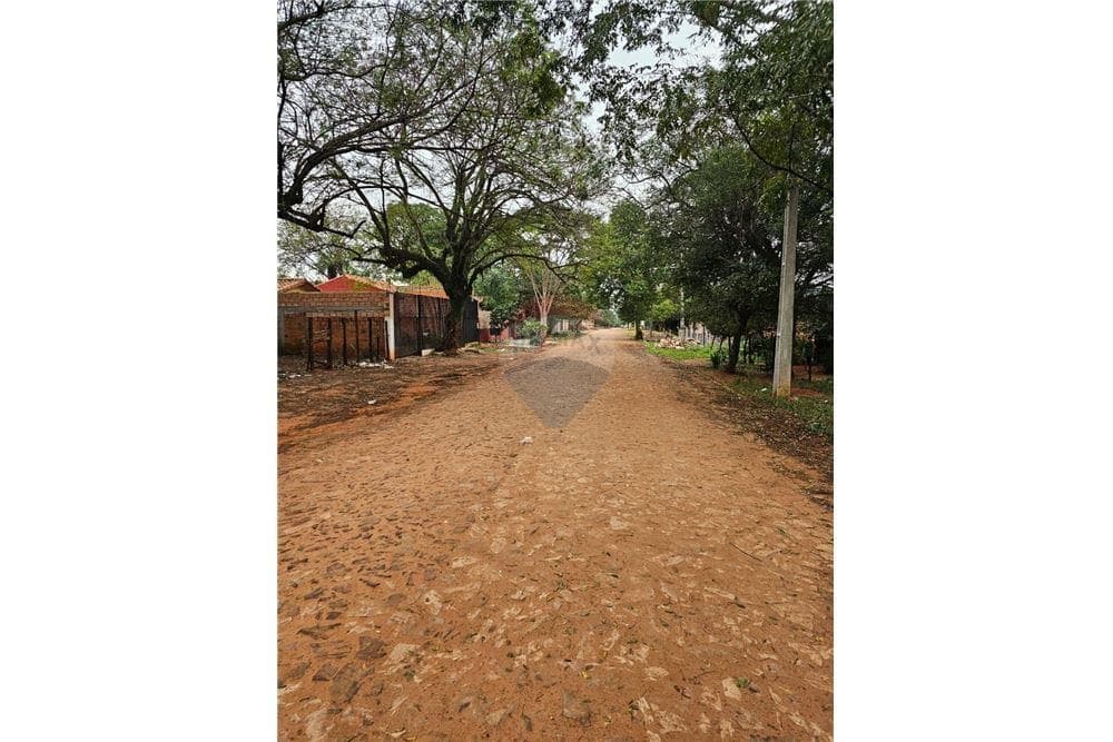 Terreno Amplio y en Excelente Ubicación en Luque, foto 3
