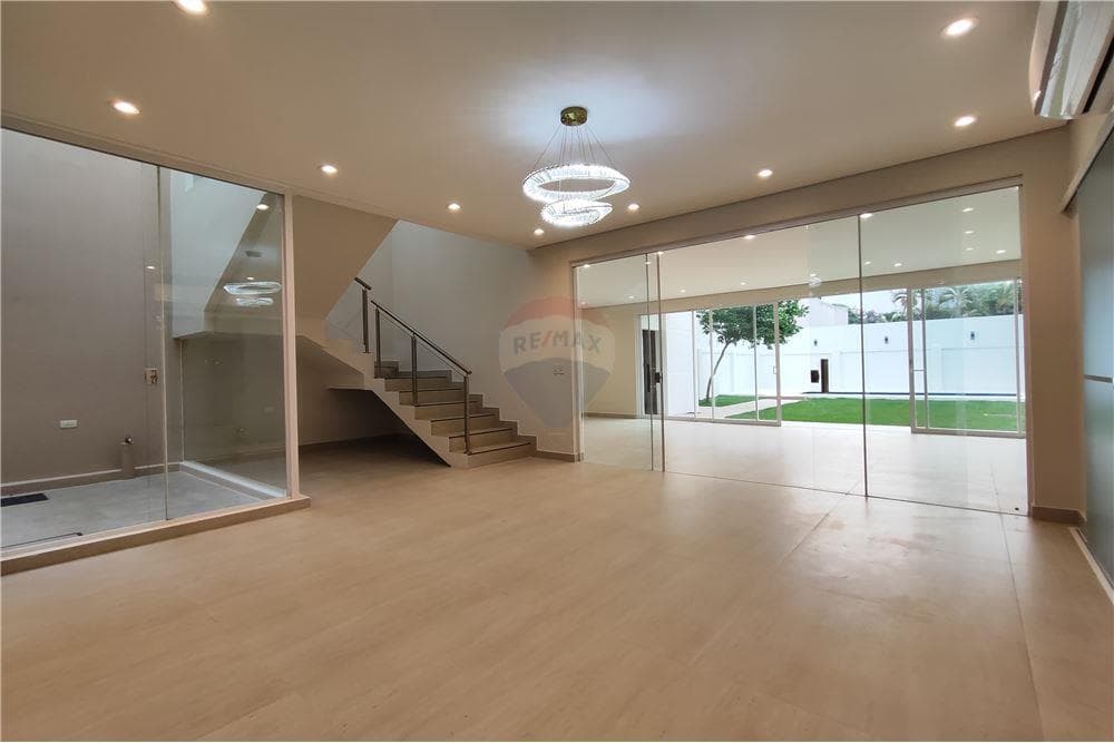 Residencia premium a estrenar en Las Lomas — foto 3