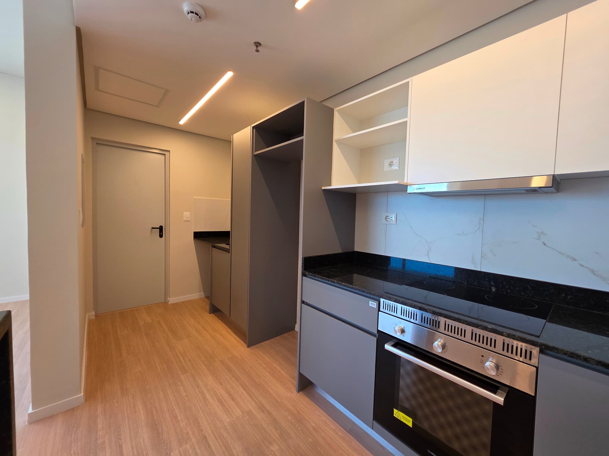 En Venta Departamento 2 Habitaciones A Estrenar, En Petra Tower — foto 2