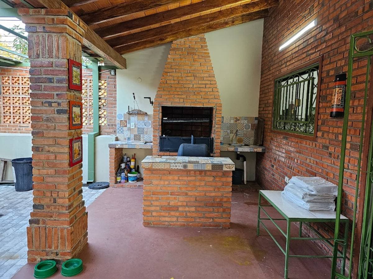 Casa en Venta 6 dormitorios - San Bernardino, Cordillera, foto 3