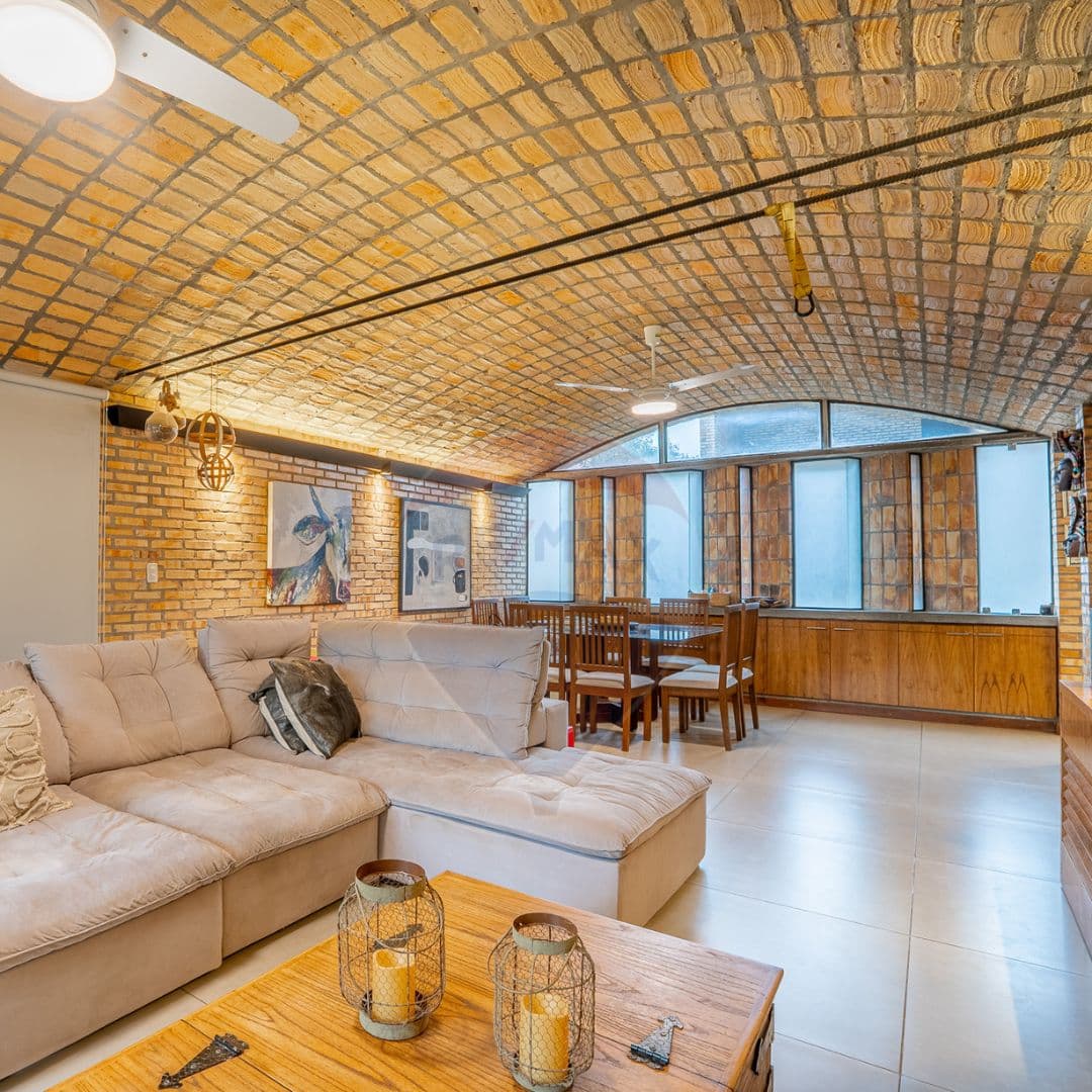 Alquilo triplex zona yatch