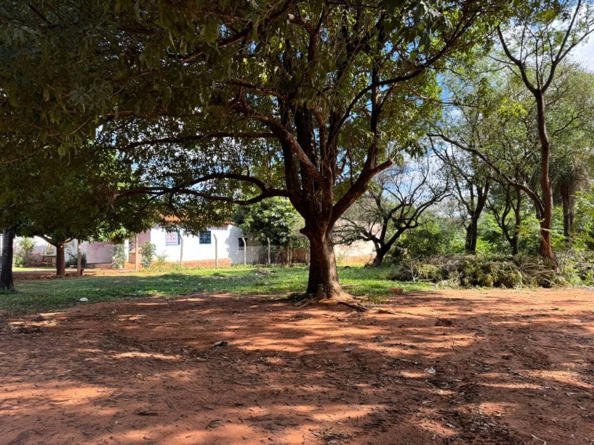 Terreno en el bo. Costa salinas de la ciudad de Capiatá