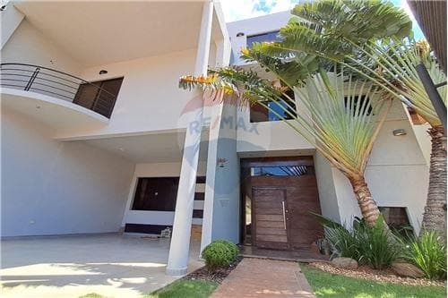 Casa-Alquiler-Tte Cesar Velazquez, Mburucuyá, Asunción, foto 2