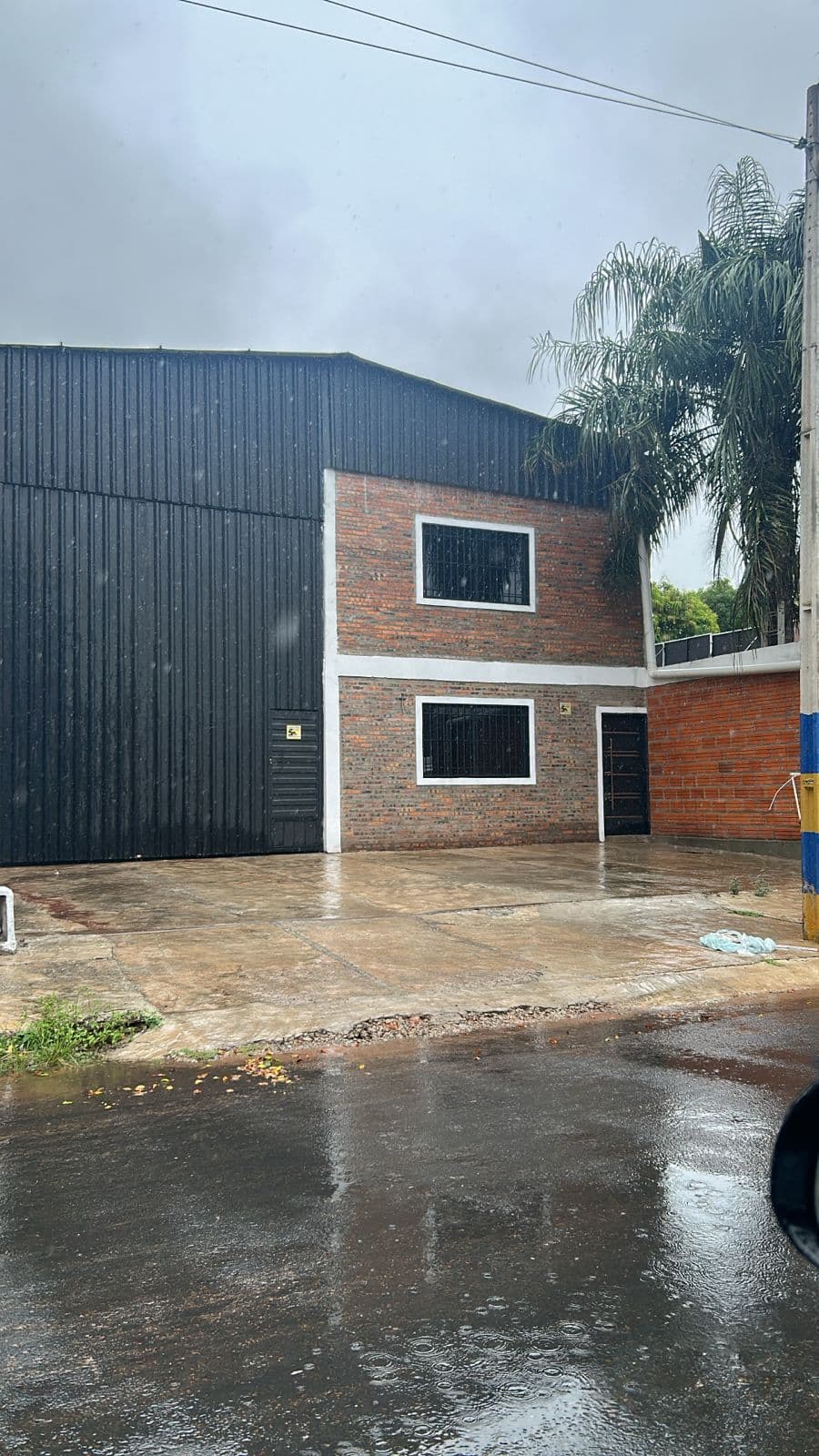 Tinglado en el centro de Luque — foto 3