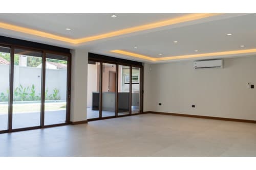 Casa premium en asuncion barrio mburucuya — foto 1