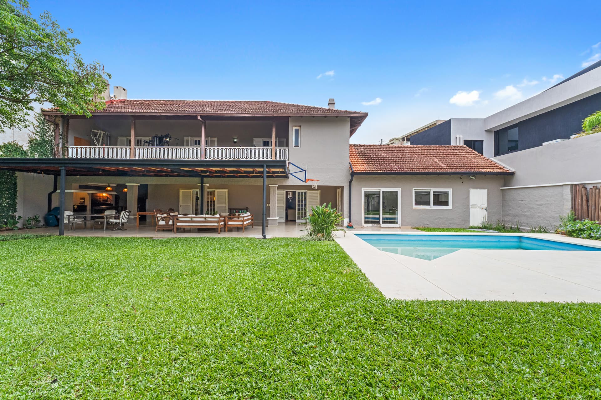 Venta - casa en Las Lomas