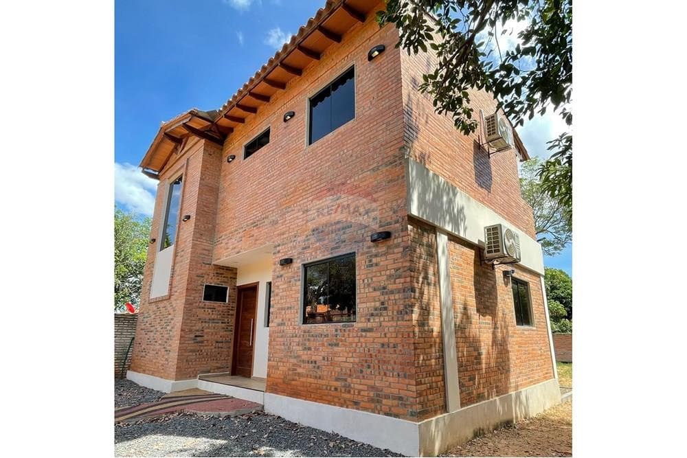 Casa - Venta - Luque, Central, Paraguay