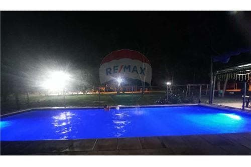 Quinta /complejo deportivo guarambare, foto 4