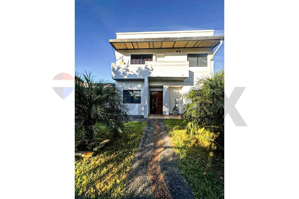 Vendo casa de 4 Dormitorios en Mariano Roque Alonso Bº Concordia