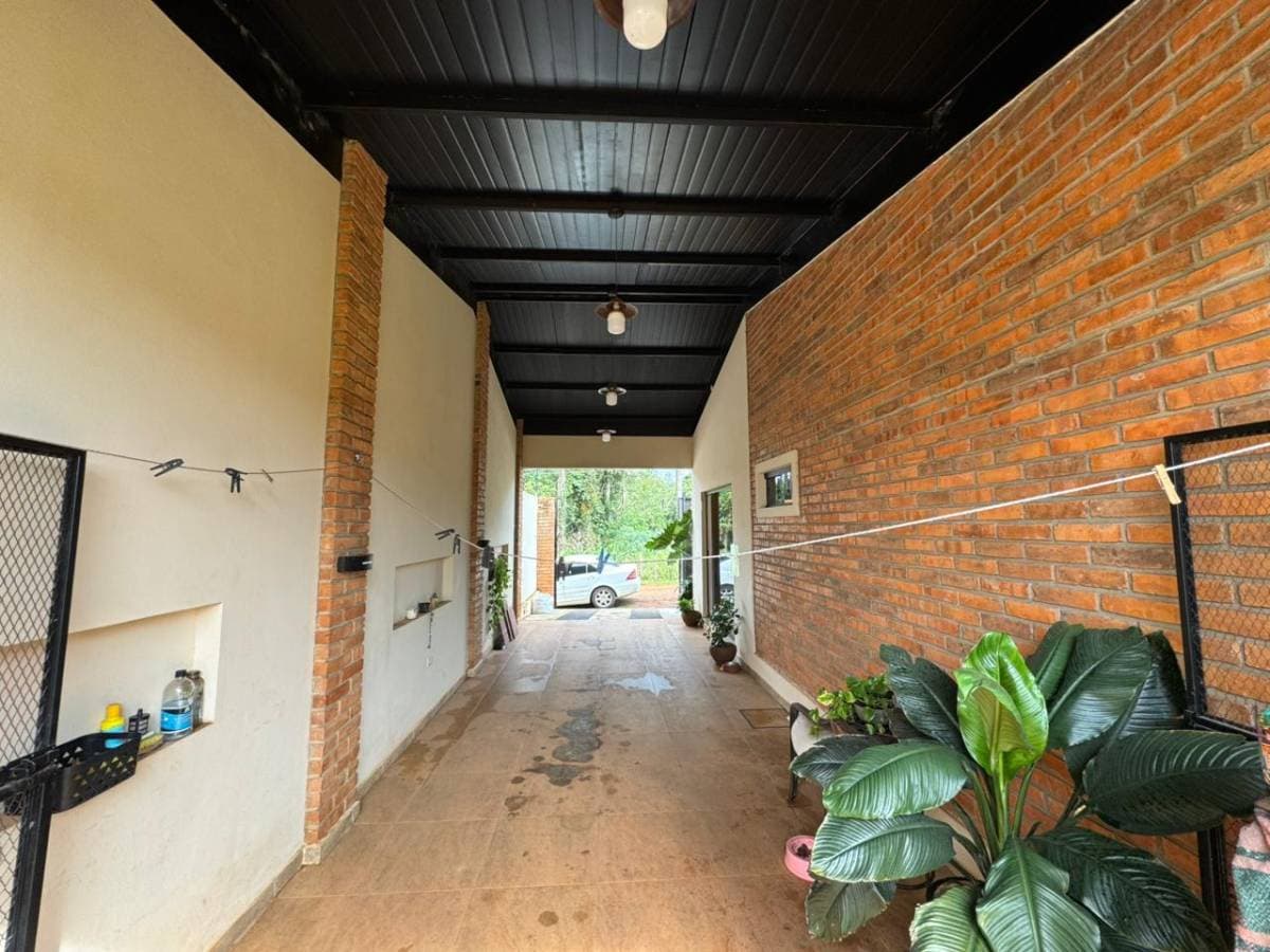 EN VENTA moderna casa en Capiata Ruta 1, foto 2