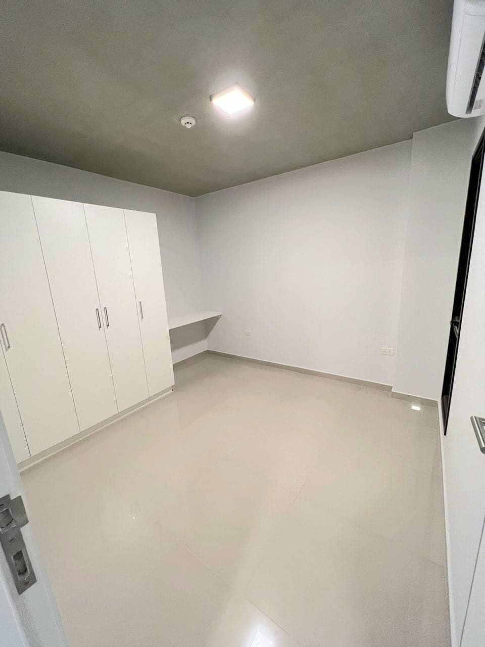 departamento en Edificio INSIGNIA 4 – Luque - piso 5 — foto 5