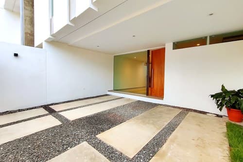 Dúplex-Venta- Fernando de la Mora, Central
