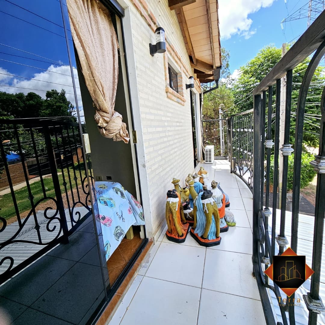 Hermoso Casa de 2 niveles en Lambare — foto 4