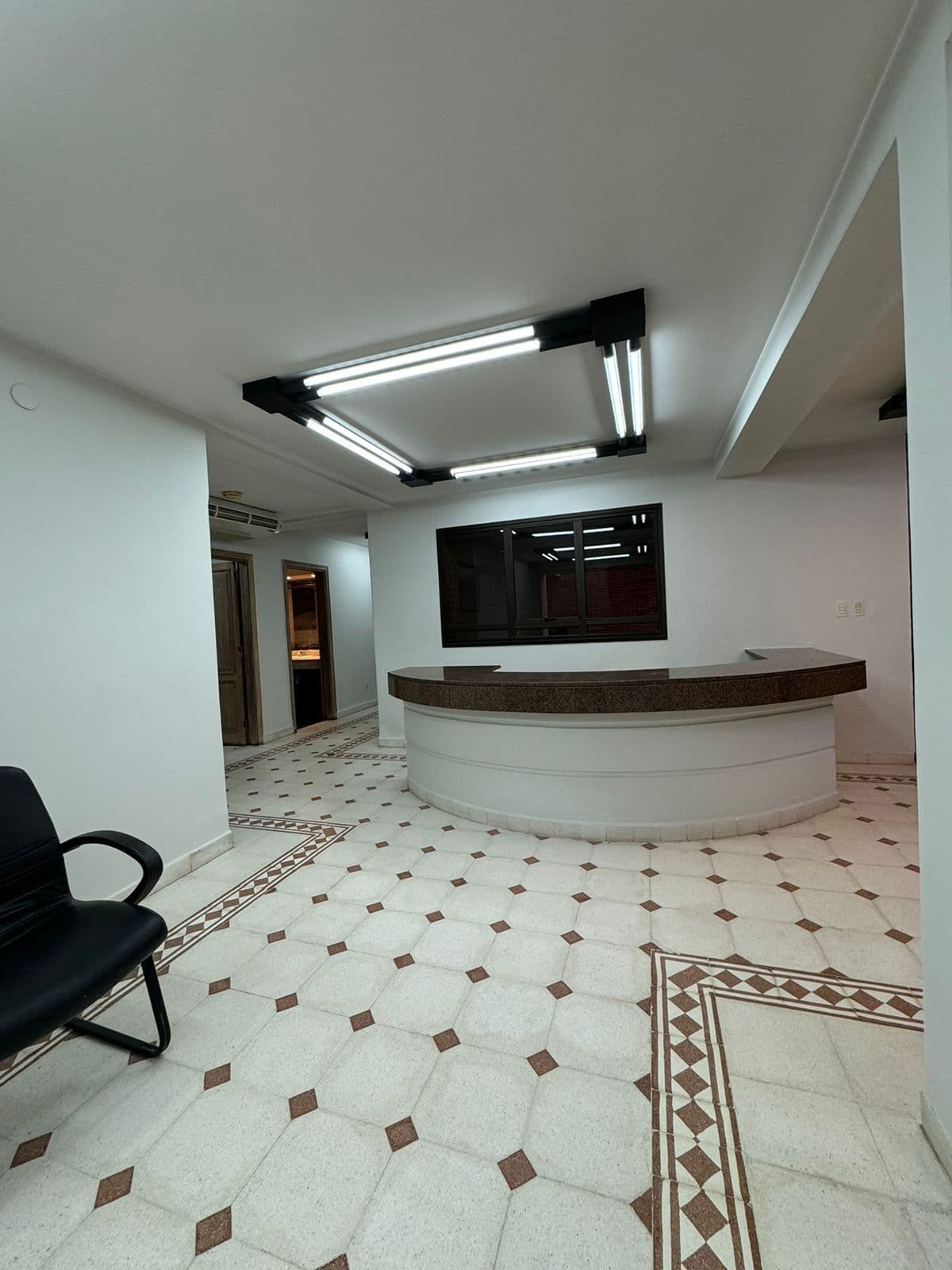 Oficina b° ciudad nueva a cuadras de mcal lopez, foto 3