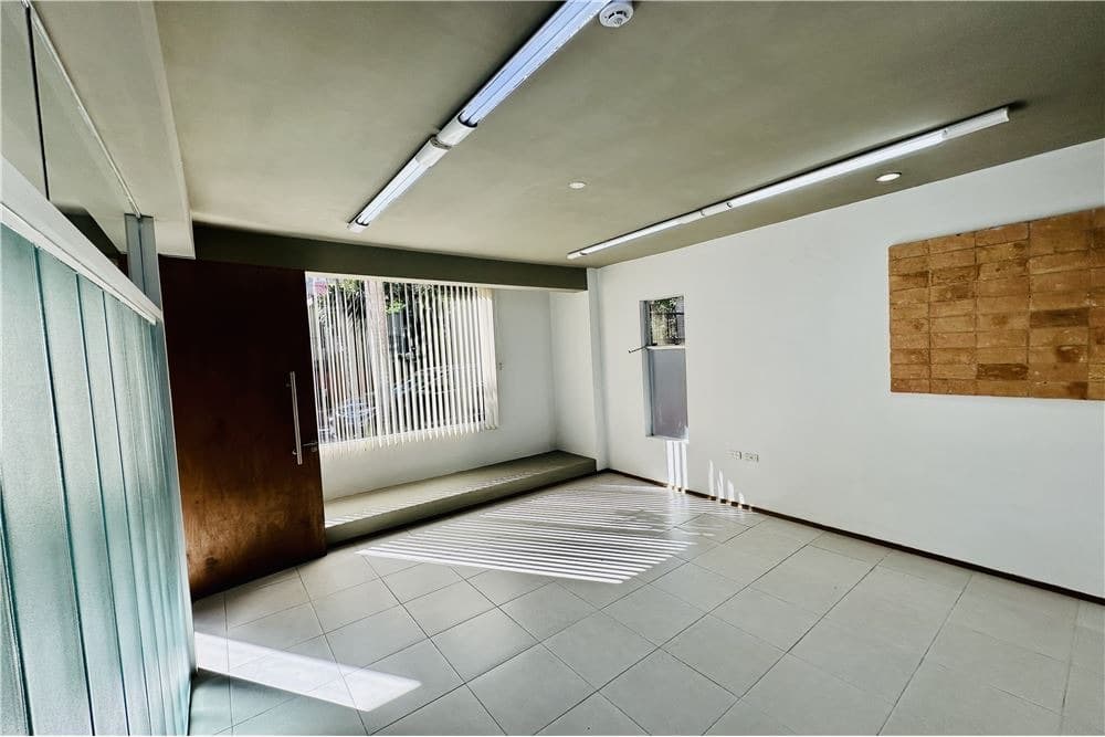 Edificio corporativo en alquiler — ciudad nueva, Asunción, foto 2