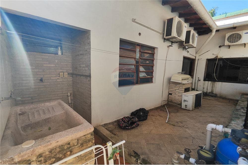 en Loma Pyta Las Golondrinas — foto 4
