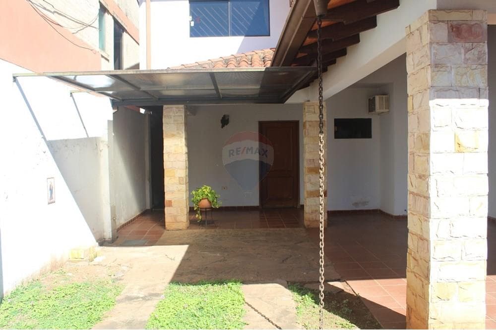 En Venta Casa en San Lorenzo, Villa Amelia, foto 1
