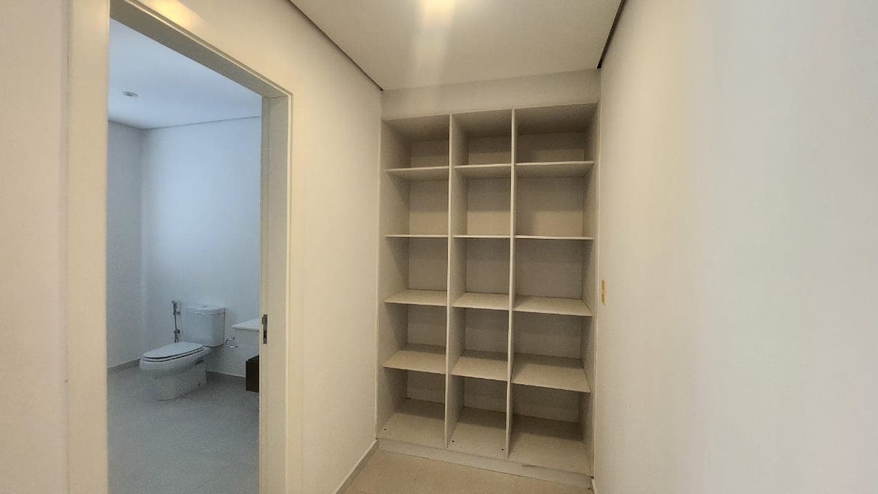 Amplia residencia de 3 dormitorios en surubi’i — foto 2