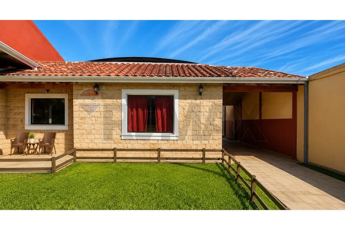 Vendo casa en San Lorenzo - zona victorio curiel