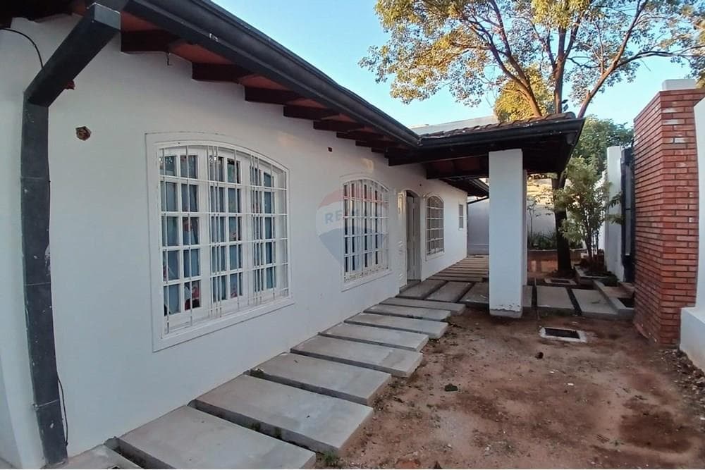 En Venta Amplia Casa en Esquina.Las Lomas, foto 2