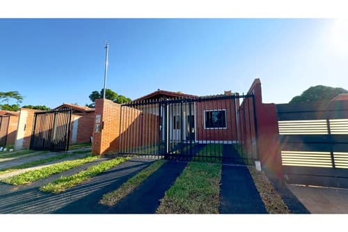 Hermoso y compacto chalet a estrenar en el barrio Cañadita Ñemby