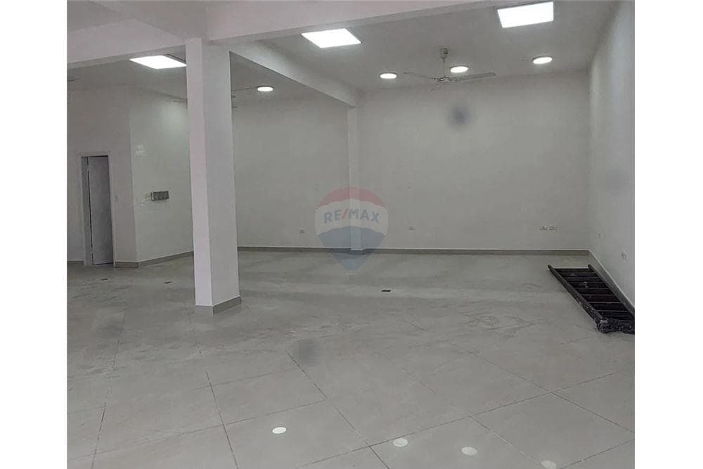 Salón Comercial en Lambare con excelente ubicación, foto 4