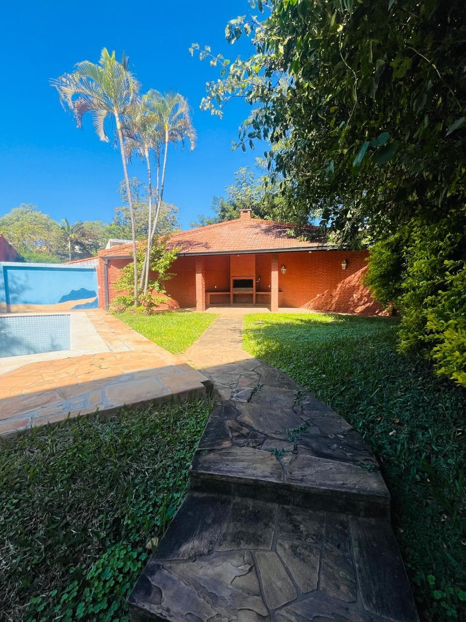 **vendo o alquilo casa con piscina y quincho en Las Lomas – a refaccionar**, foto 4