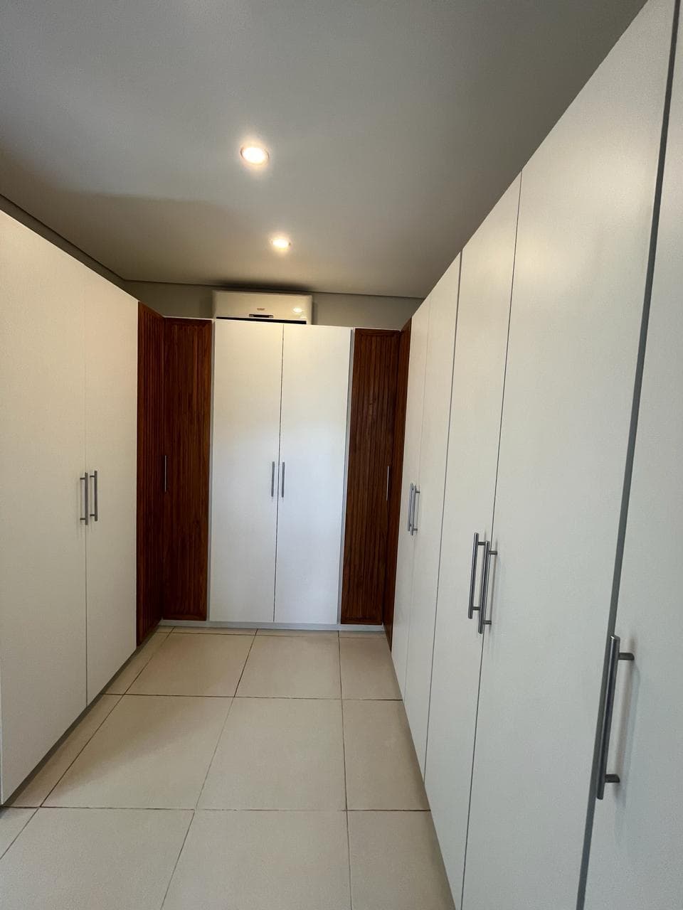 *Atras de Casa Rica 2*, vendo casa, con PISCINA, foto 5