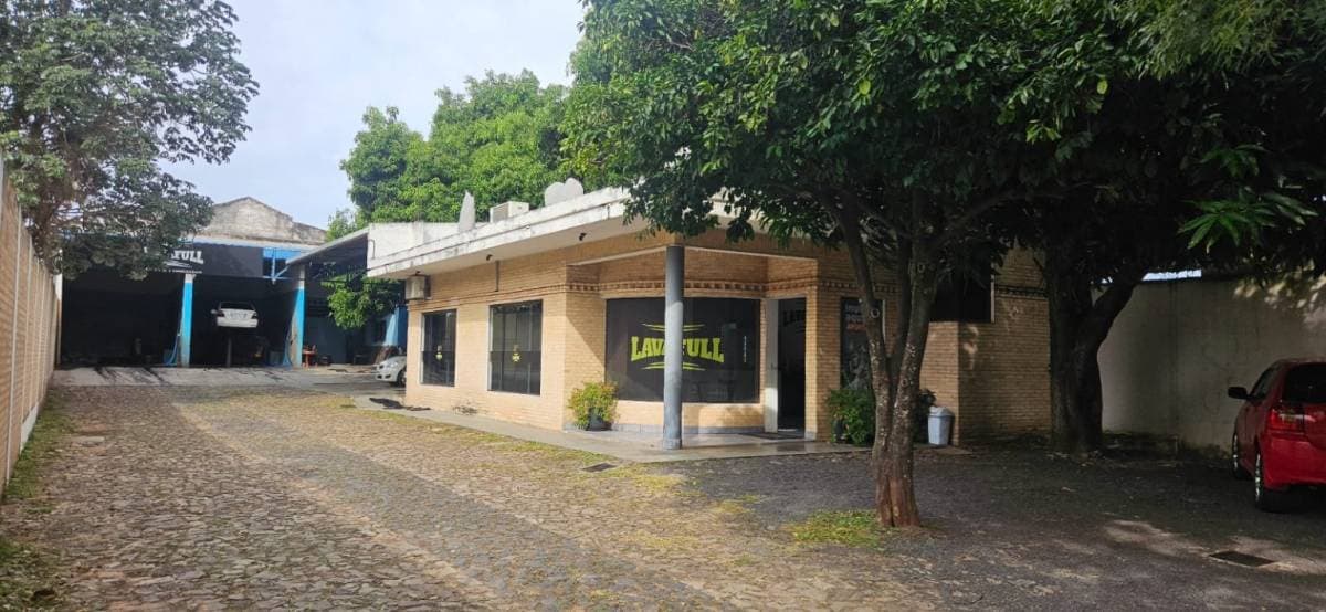 Venta de Propiedad Comercial sobre Avda. Bruno Guggiari