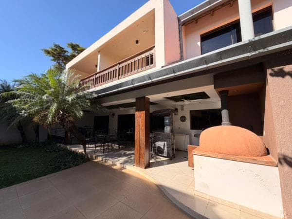 En venta casa en barrio madame elisa alicia lynch — foto 2