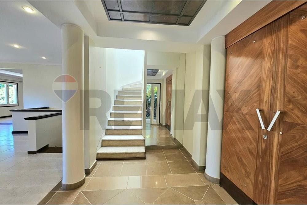Doble Residencia de Lujo, Yacht y Golf Club, foto 2