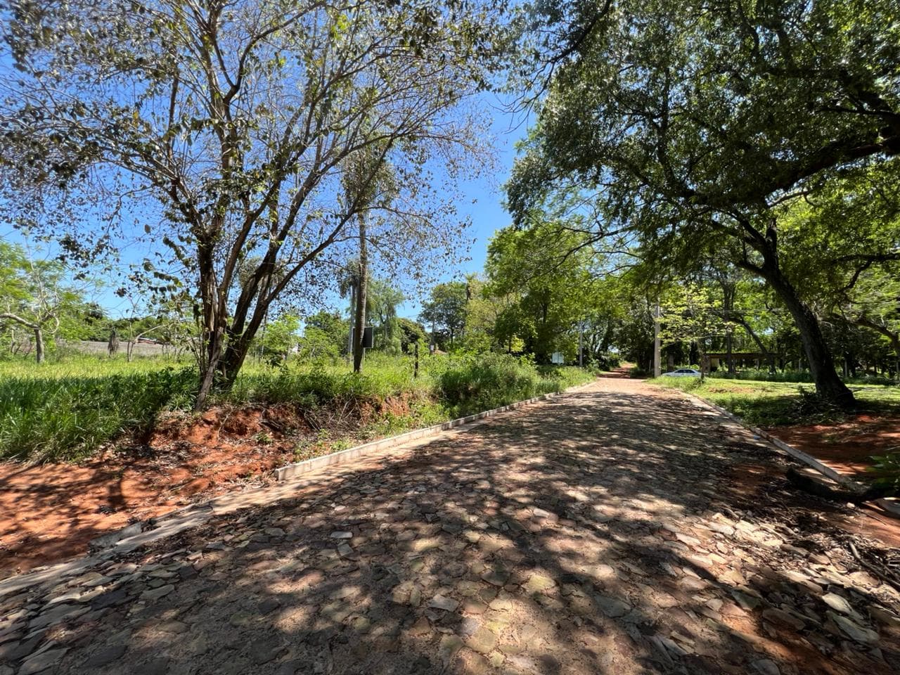 En venta terreno en Luque, foto 2
