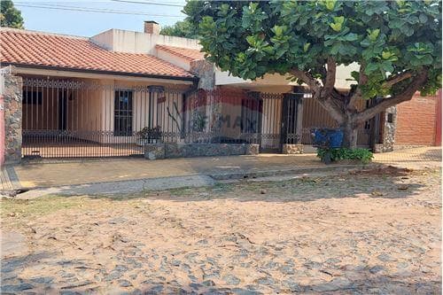 Vendo residencia en barrio virgen del huerto