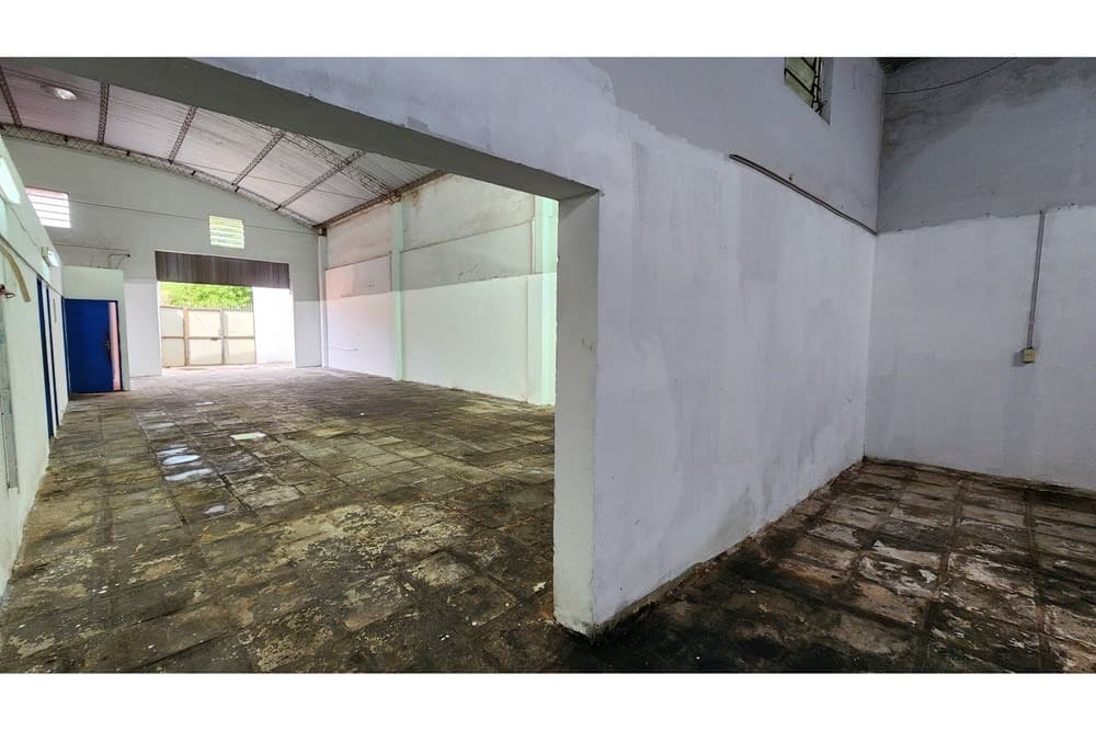 Depósito Comercial 310 m2 cubiertos - Z/ Mercado 4, foto 5