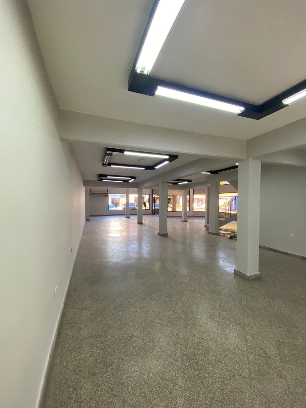 Local Comercial en alquiler ubicado en Zona Sur, foto 4