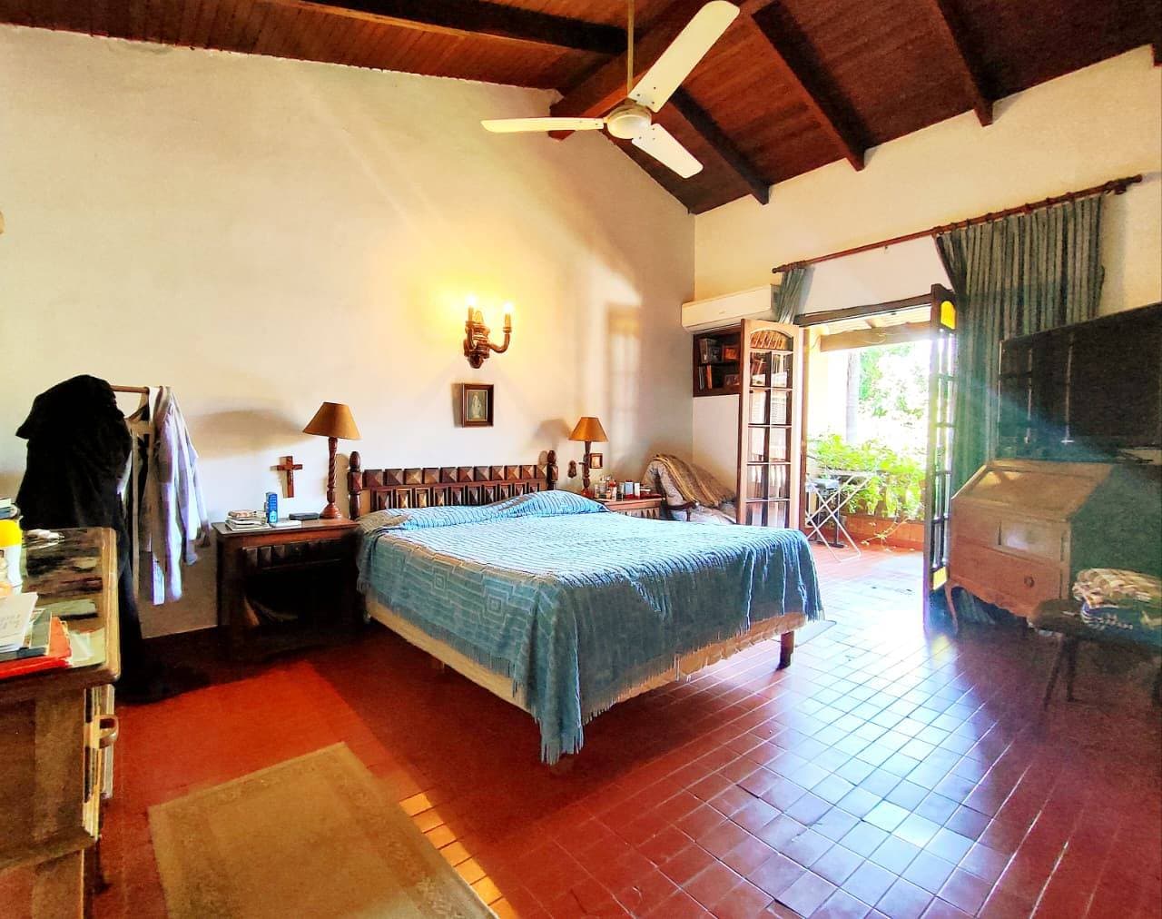 Casa en alquiler c/ cochera en Manorá