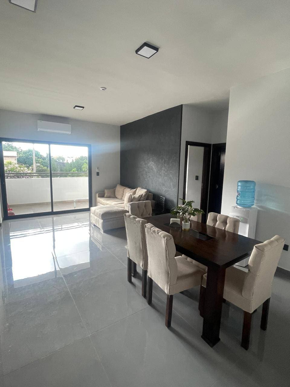 Departamento en alquiler c/ cochera en Villa Amelia, foto 2