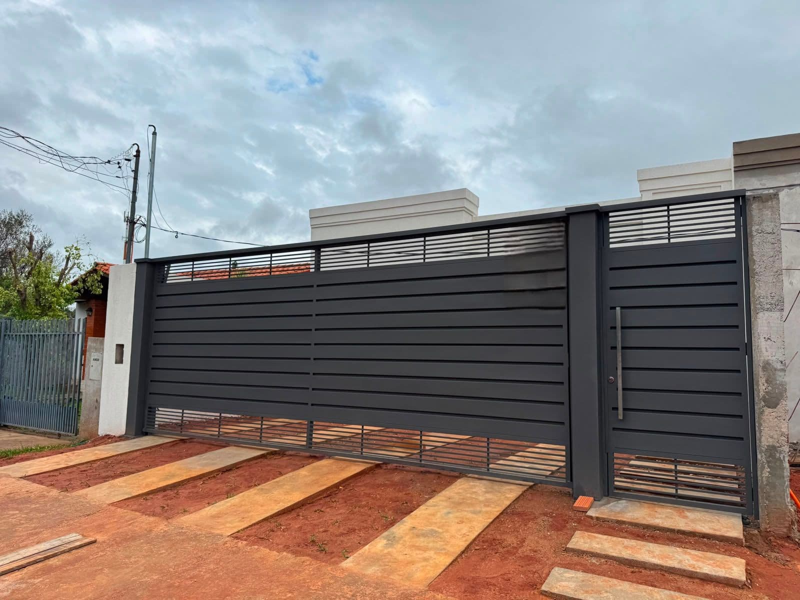 Casa En Venta Con Cochera En Segundo Barrio, foto 3