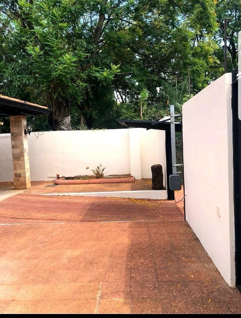 Casa en venta c/ cochera en Valle Apu\'a II, foto 5