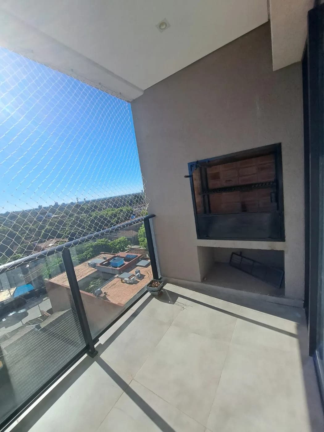 En Venta departamento en el Edificio Bosques de Villa Morra, foto 3
