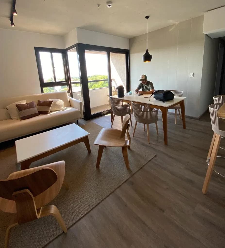 Impecable Departamento en Barrio Mburucuya, 2 habitaciones amoblado, foto 3