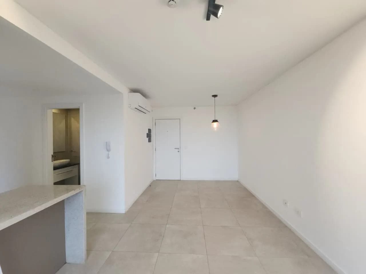 Departamento 2 dormitorios Ed. Feel en alquiler
