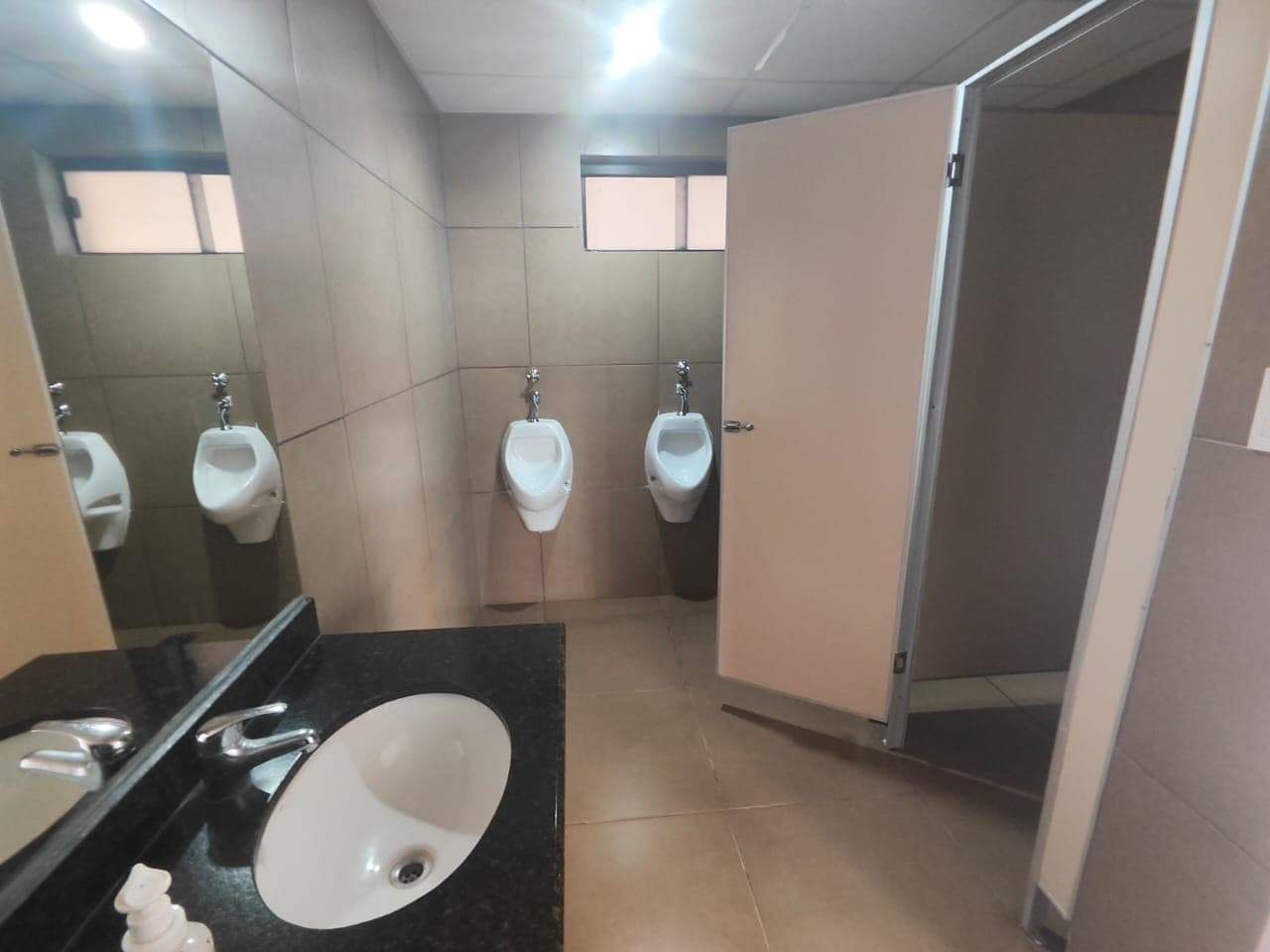 Departamento amoblado en parque pinar-Ñemby, foto 4