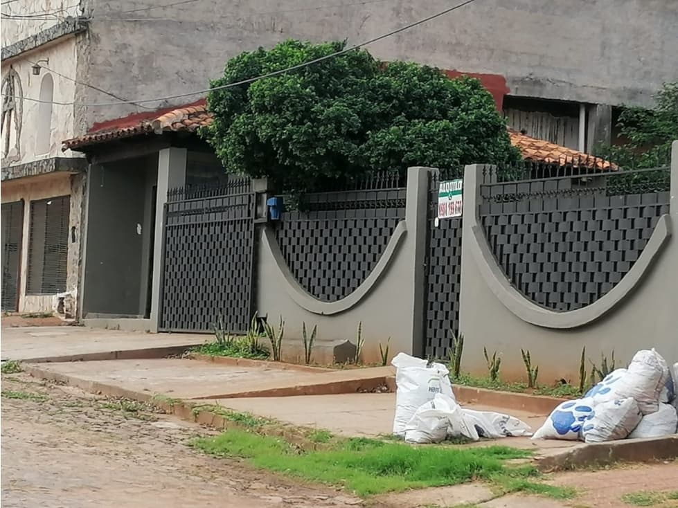 Casa lambare - barrio valle yvate — foto 4